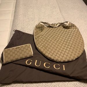Gucci Vintage Hobo Bag with Wallet
